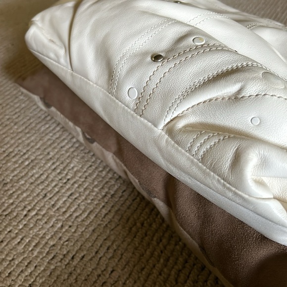 Coach Bag - Picture 5 of 15